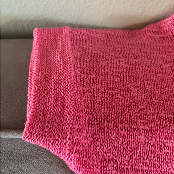 Beautiful summer top great material very light - Picture 5 of 5